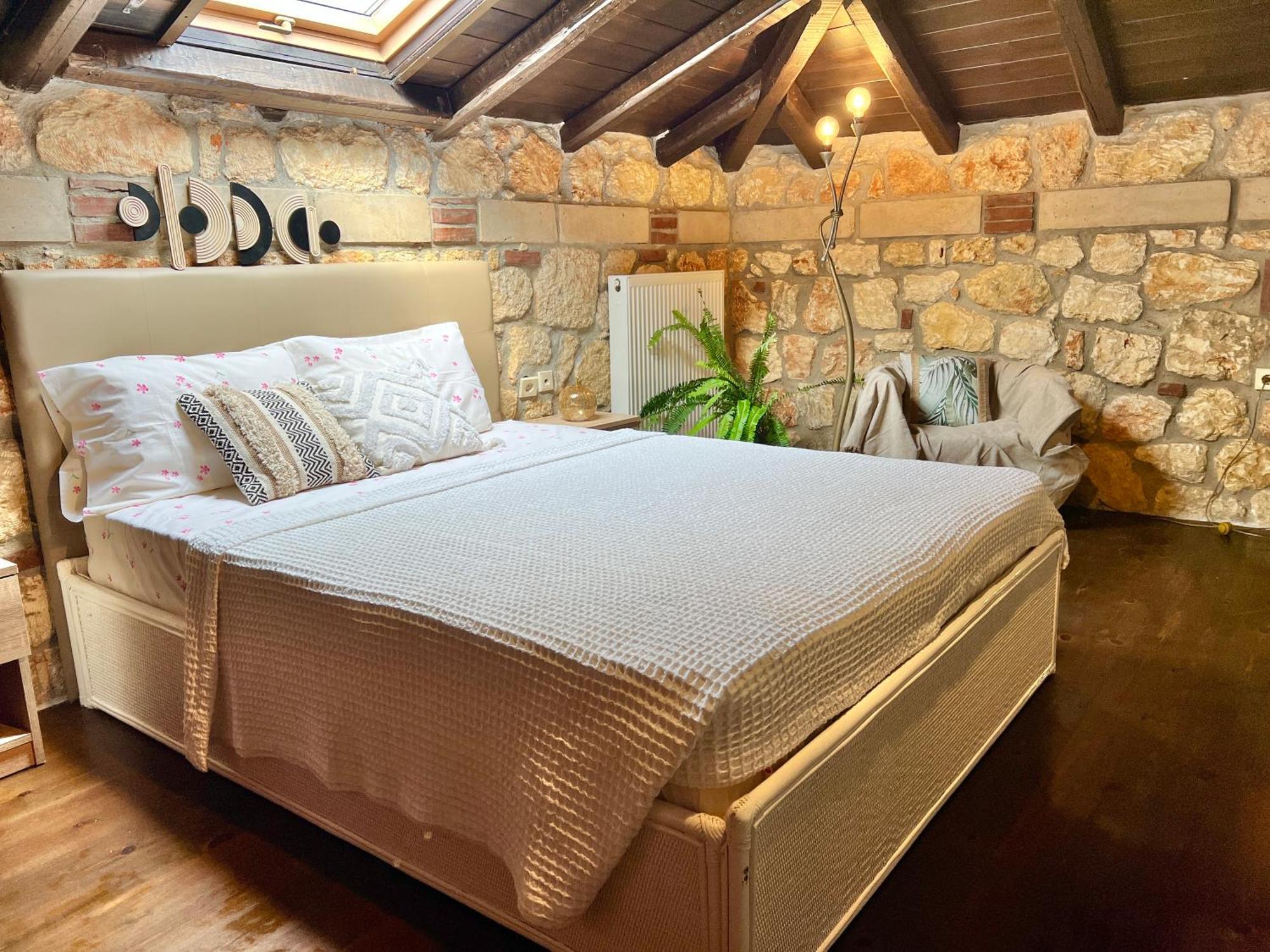 Boutique Stone House Pensionat Psakoudia Exteriör bild