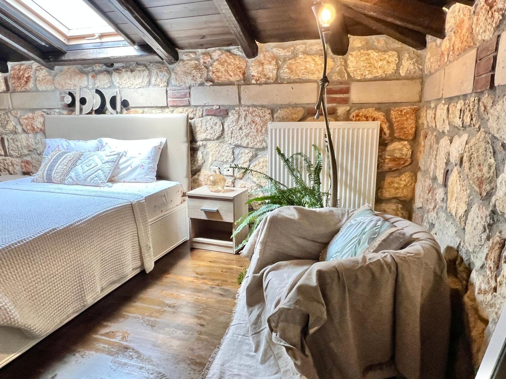 Boutique Stone House Pensionat Psakoudia Exteriör bild